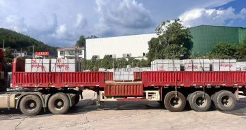 泸州 芝麻灰花岗岩地铺石出货日常