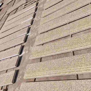 泸州 黄金麻花岗岩光面楼梯踏步