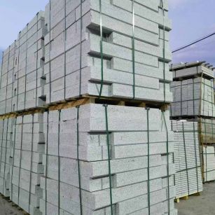 泸州 芝麻白花岗岩路沿石，路缘石，路肩石，道牙，立缘石，马路牙子，街沿石，侧石等