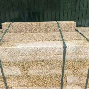 泸州 黄金麻花岗岩石材机切面栏杆料半成品