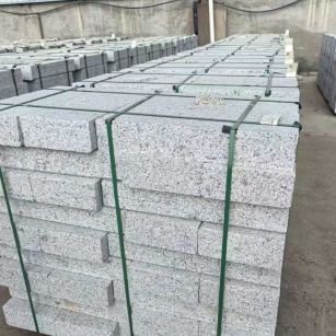 泸州 白麻花岗岩路沿石，弧形路沿石，道牙石，马路牙子，界石，路缘石，平沿石，直岩石，平缘石等