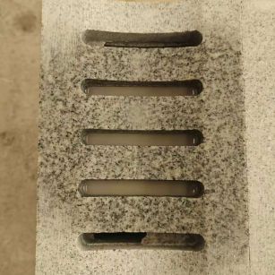 泸州 芝麻白拉丝面花岗岩U型开槽排水槽