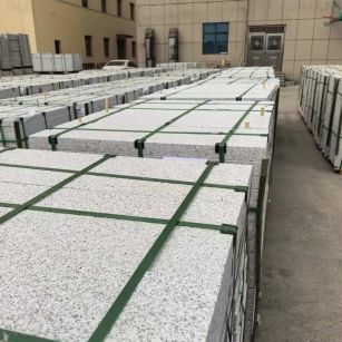 泸州 白麻花岗岩5.0公分荔枝面地铺石