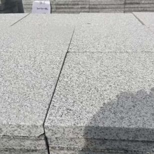 泸州 白麻花岗岩石材推荐 荔枝面地铺石