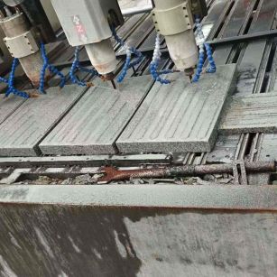 泸州 芝麻白花岗岩荔枝面盲道雕刻