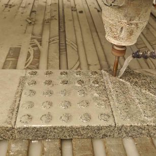 泸州 芝麻白花岗岩石材盲人石、盲道石、盲点石