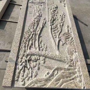 泸州 黄金麻雕刻板浮雕迎客松