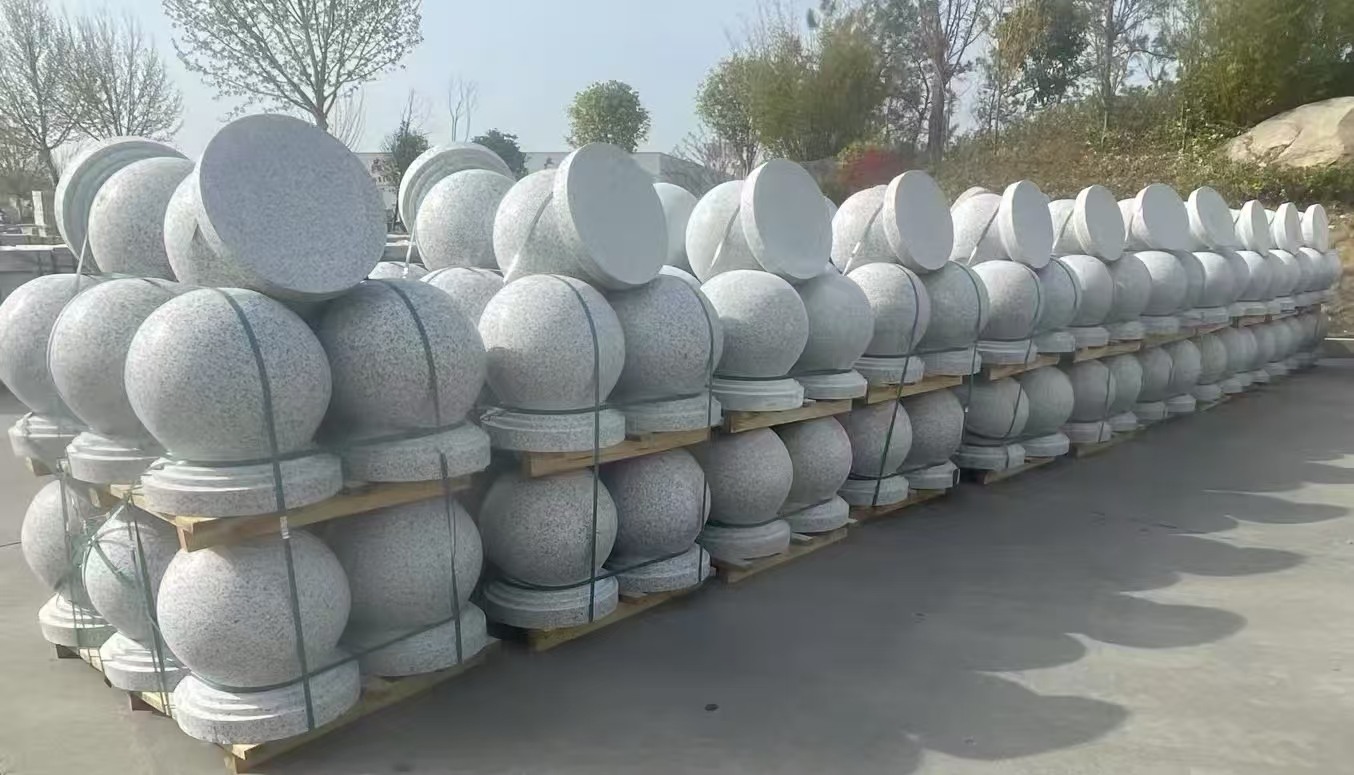 泸州 白麻花岗岩石材圆球，石球，挡车球，隔离球，景观石球，风水球等