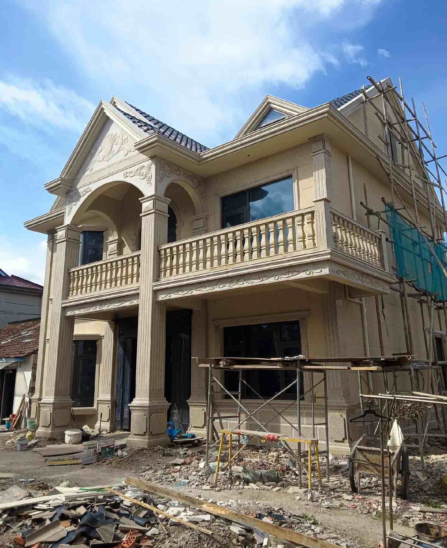 泸州 黄金麻花岗岩石材私人别墅雕花门楼柱阳台栏杆