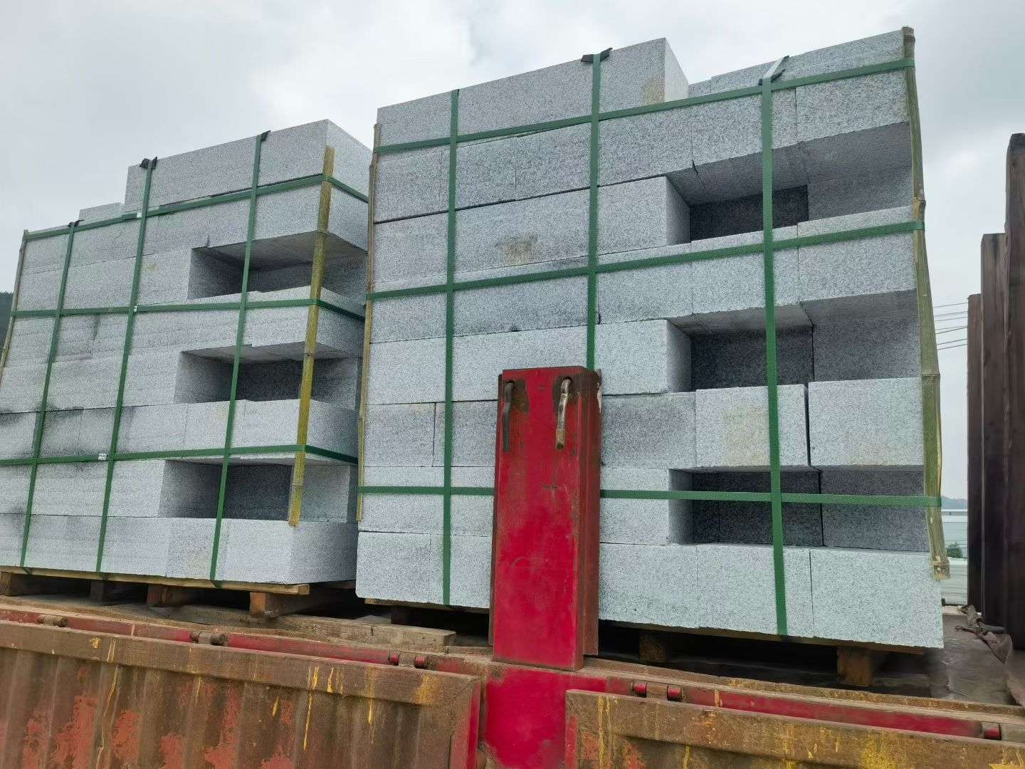 泸州 芝麻白花岗岩路沿石，平石，路侧石，马路牙子，路缘石，立缘石，平缘石等