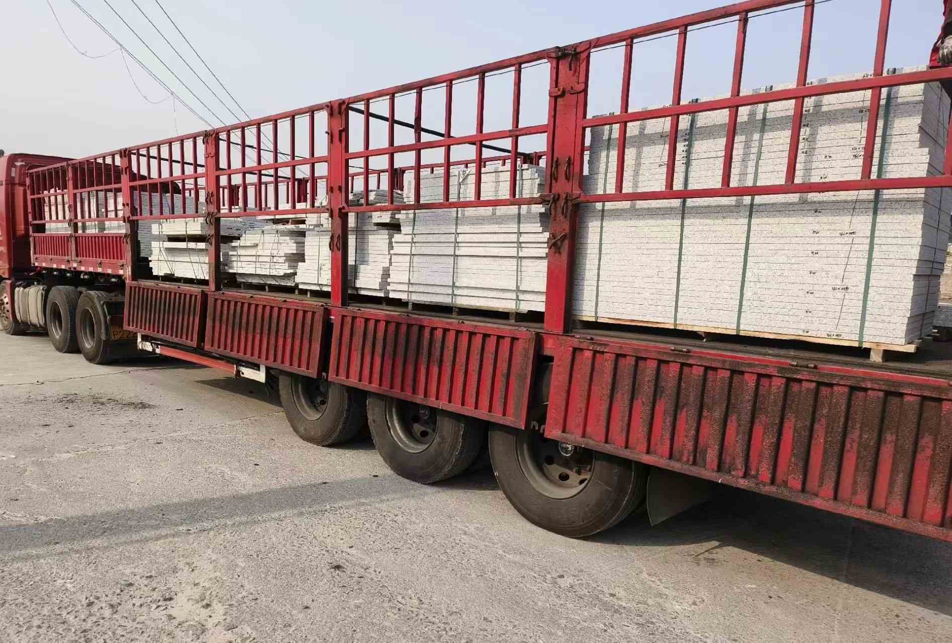 泸州 白麻荔枝面外墙干挂，工厂装车日常