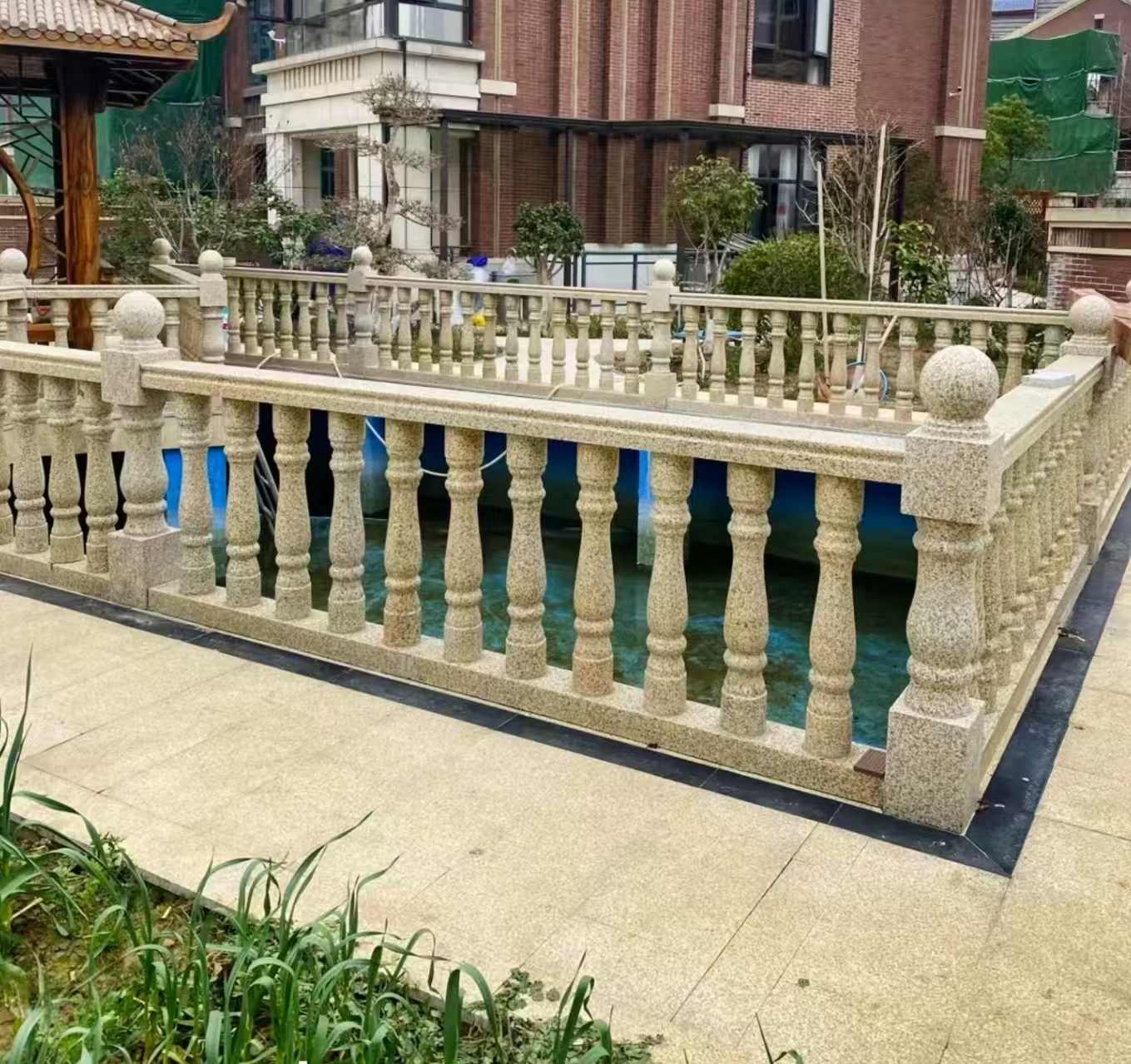 泸州黄金麻花岗岩石材栏杆，扶手，将军柱，花瓶柱