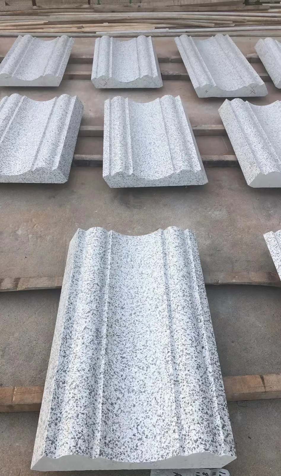 泸州 白麻花岗岩光面别墅线条