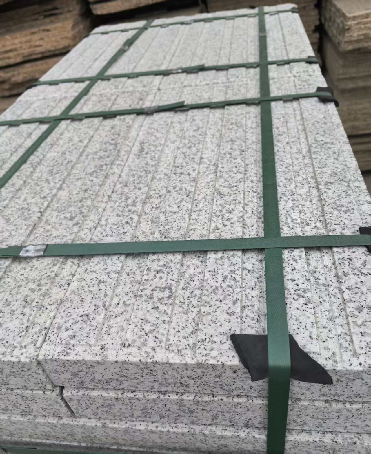 泸州 白麻花岗岩直行盲道石，盲条，地铺石