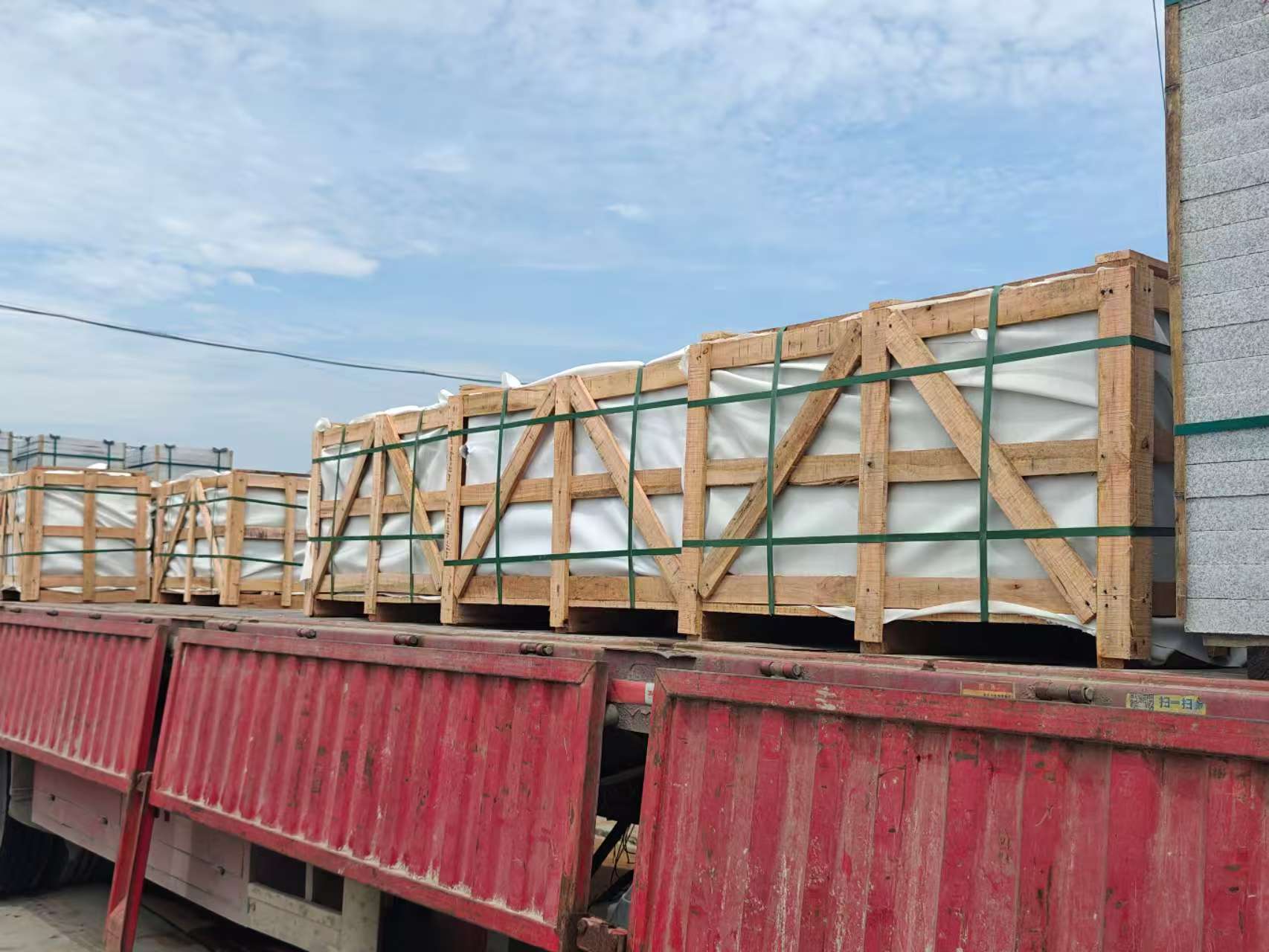 泸州 芝麻白花岗岩地铺石出口专车-泰国游